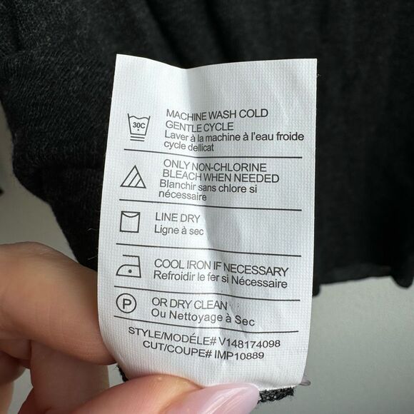 $5/$25 VINCE Mercerized Wool Boat Neck Knit Relaxed Lightweight Sweater Size XS - Picture 7 of 7